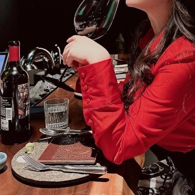 MerDiMarzio's profile picture. Work hard 🌻🌸