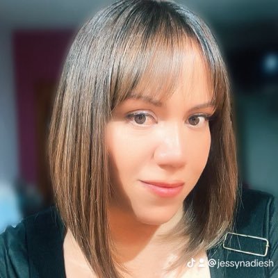 nadiesh24's profile picture. Aprendiz constante, siempre en movimiento.
