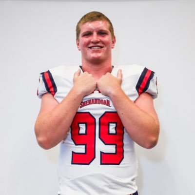 DL @SUhornetsFB’26 // Graduating in spring of 2026 with 1 year remaining // GRAD transfer for 2026 season // Shenandoah University Team Captain