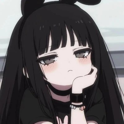 CSYeiTlPfqs16v's profile picture. 