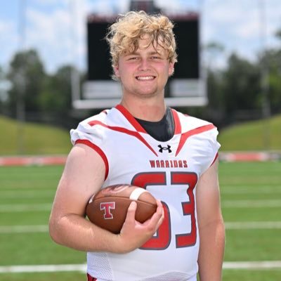 17 y/o OL-OT l Thompson HS (AL) l 6’5” 275lbs l GPA 4.5 l NCAA Elig# 2410438675 l parkermittelstadt@gmail.com l 205-910-9223 l 2024 7A AL State Champs ✝️