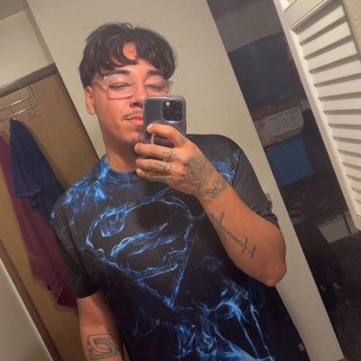 LupeWrldd's profile picture. | 24 | 999 | Claw COD player | #Greenwall