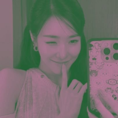@tiffanyyoung:to be afraid is to be doomed before we begin. 「soshiteenplv ς(ˆᴗˆ.)❀🖤💗