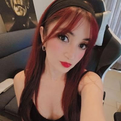 gatitakcrs's profile picture. Lit improvisando todo el tiempo