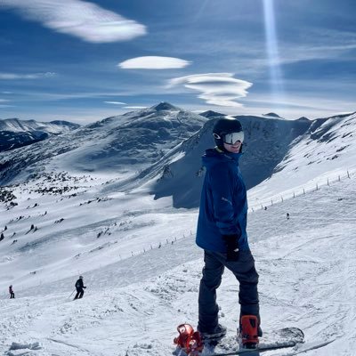 trhasnofriends's profile picture. 