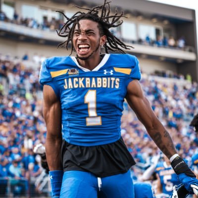 |6’4| 1️⃣ Cornerback @GoJacksFB 82’inch Wingspan| 2021 JUCO NATIONAL CHAMPION🏆New Mexico Military Institute 🤞🏾#JucoProduct🎚
