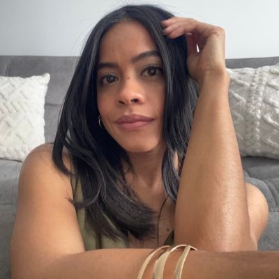 vicoronadoo's profile picture. Aprendiz de la vida 💙 Si lo siento, lo escribo.