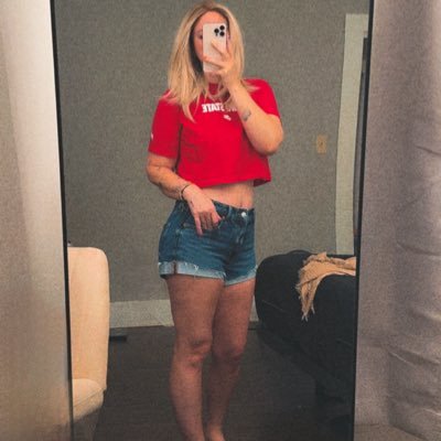 Married. Taken. Spoiled. 💍 You don’t own me, you fund me. 💸 Tribute or be ignored. 🐷 $25 minimum to exist in my orbit. 📲 https://t.co/VDqzINDafB