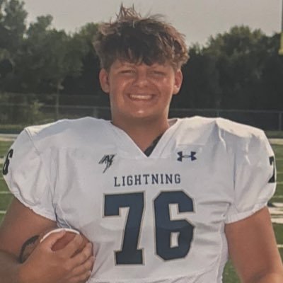 🏈 AN Lightning 2027 | 3.85 GPA | 6’3 286lbs | G/OL | Varsity Most Improved Player of the Year | Top 100 In Wisconsin | 920-809-5199 | Coach # 920-851-0538