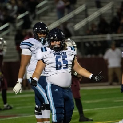 DL/INT-OL| 6’|BW:267| Spring Valley HS | Class of 26’ | Bench: 335| Clean: 255| Squat: 585 | GPA:4.0 | CELL: (304)-360-9738 mccormickevan197@gmail.com