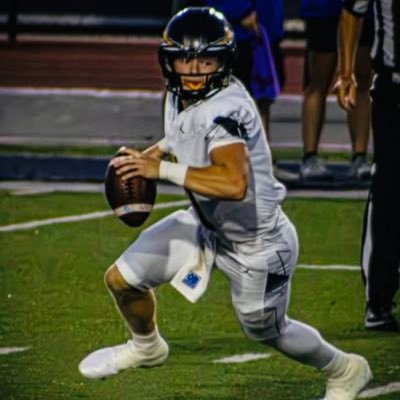Avon HS,IN | QB C/O 26’ | 5’11 185lbs | 3.9GPA | 4.67 🏃🏽| Phn# 317-839-6372 |@QBUniverseQBU-25’HS Champ | Ball placement specialist 🎯 Play Extender |