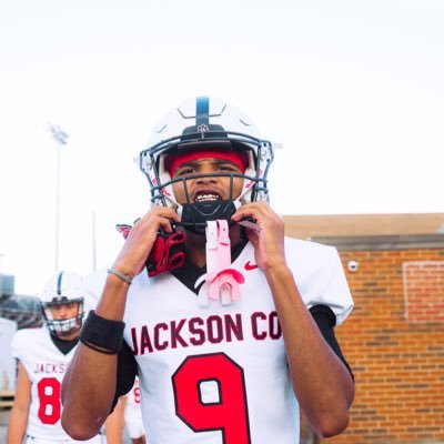 student-athlete. wr @ jackson county - FBU athlete. - C/O 2027. - GSP 7v7.- 5’11 147. - email: rrandolph27@jcss.us / IG-R0bert_Spry1
