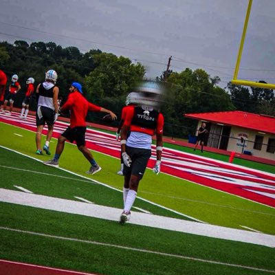 Football athlete 6’0, 170Ibs, CB/WR, (4.7 40 yd) SHS 2026. My email is ashtontave8@gmail.com