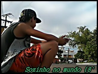 garoto que ama funk , adora jogar futebol é apaixonado pelo S.C. Internacional e AMA andar de bike com os amigos por ai aloprando !!