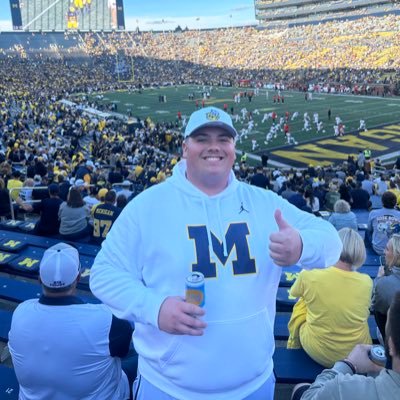 vincentharding0's profile picture. Class of 2025| FSW | #BillsMafia | #GoBlue | #GoCats