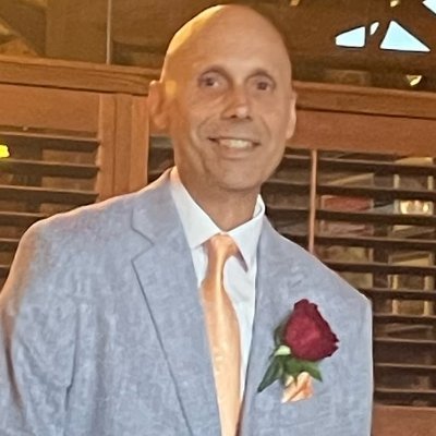 TribLive (Pittsburgh) sports copy editor, writer. 2 APSE awards; 2x winner: sports feature (Pittsburgh Black Media Federation); 3 Keystone Media awards