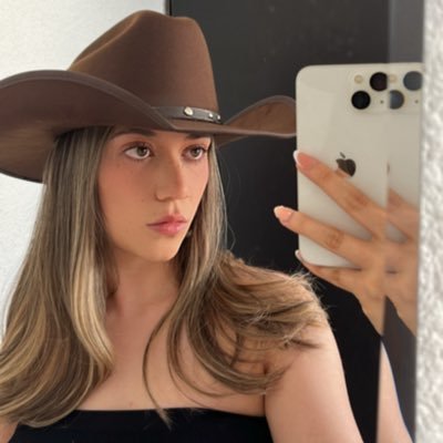 angg_98 Profile Picture