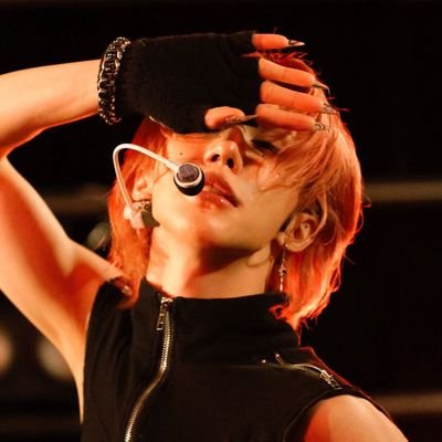 OOONeewon's profile picture. 샤이니 2013 | OOO 26/7/2022 | XLOV 07/25 | '02 | 🩷💜💙