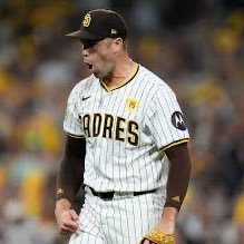 Alex Jacob enjoyer 2022- may 15 2025. Padres and Dolphins enjoyer formerly known as pivettaisking I’ll follow back just dm 😭