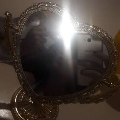 Ebbigeil_'s profile picture. solo le respondo a imbéciles, si te contesté es xq sos imbécil