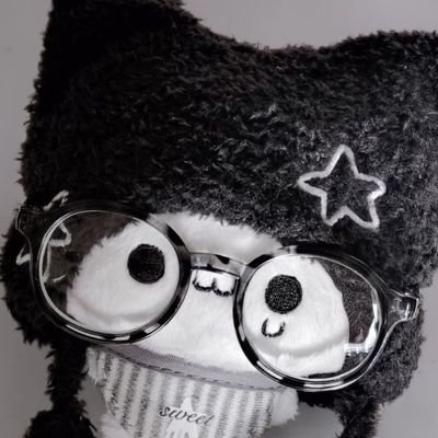 Ooo_knk_ooO's profile picture. 距離感0.02mm
