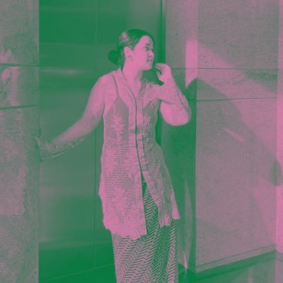 txtdrhor's profile picture. art and fashion enthusiast, part-time pop culture researcher, and full-time influencer wannabe