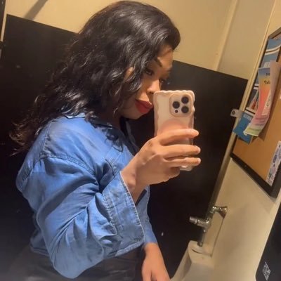 Bo_Chanel3's profile picture. Hitttt meee up