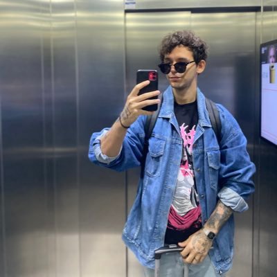 Produtor Musical, Compositor e Ghost Producer mundo a fora (esse perfil já foi melhor) ig @/dainezmusic