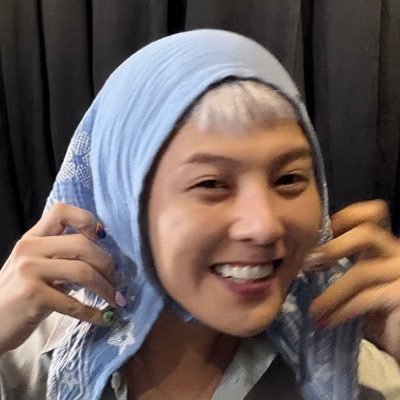 🎀 I 🩵 GD (Kwon Jiyong)| 🌼 Your happiness is my happiness 🌼| 💛 네 마음이 곧 내 마음이야! 💛 돌고래 밥 🐬🍚