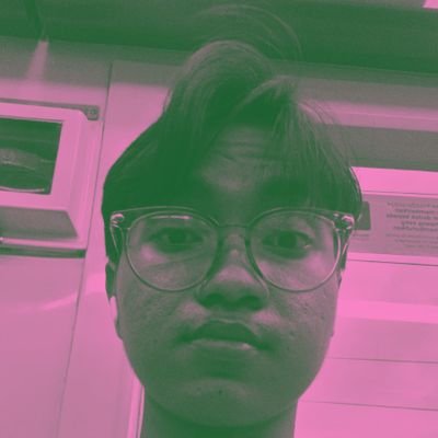 anak pekalongan yang sedang mem/di bantai di stat