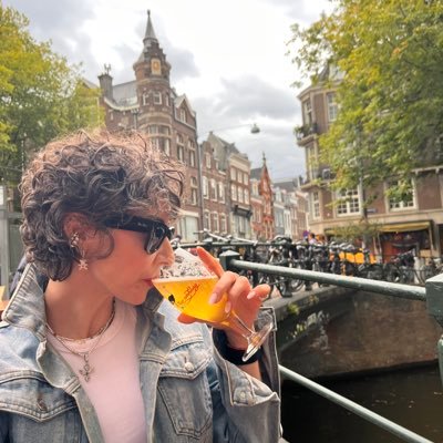 elif_Kalkn's profile picture. 🐈📚🧘‍♀️✌️🕊️🔮🦋🎃💫