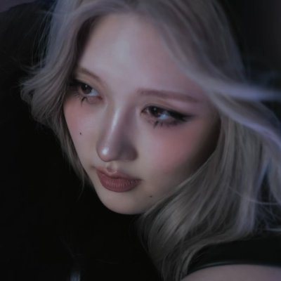 fan account 📎 ★ ˚ . ˚ . ✿𝆬 ୨ that one mf who doesnt play abt t - ara, ive & monsta x