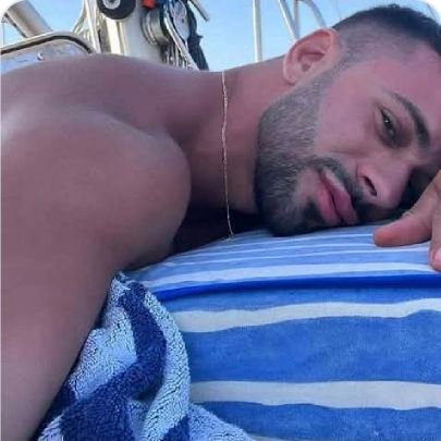 Que tu felicidad no te la robe nadie 🙂🙃🙂
HAGAMOS EL AMOR Y NO LA GUERRA 😏🥵🔥🔥🔥🔥