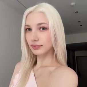 Hi! I amEdith LattimorePlease give me some attention, love you!