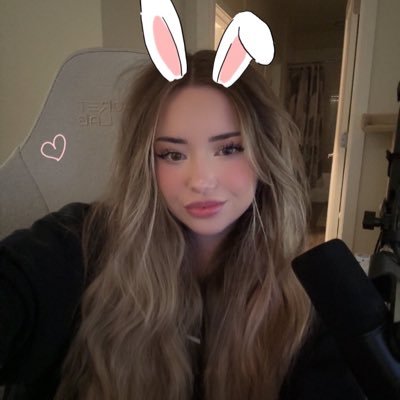 charlotte76988's profile picture. I’m just a soft girl 🥹❤️