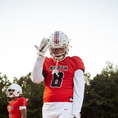 6’5 245 lbs | C/O 26’ | NGHS Football | DE | Cell 404-852-8711