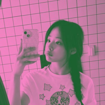 💬 : fanacc of #김민지 🌺🐠 semi studytwt ✨🛒🧩📓blue addict 🫐🖼️