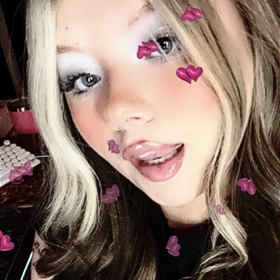 britnicole813's profile picture. 23 | leo sun, scorpio moon, cancer rising✨