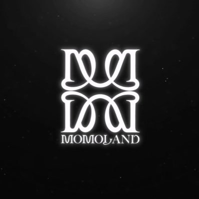 fan account for #MOMOLAND (ėŖØėŖØėė)š comeback September 8
