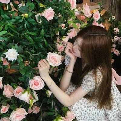 bokep_jav_Bldd's profile picture. A picnic with friends, laughter in the grass, fresh fruits, and endless stories, filling the day with lightness. #PicnicTime 🧺