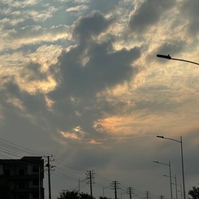 bngyjinchun1's profile picture. 屎尿屁.精品资源各 种拉屎排泄自拍，自然脱粪，灌肠拉屎，人体马桶，排泄调教，美女拉屎，吃屎，玩屎 预览群：https://t.co/iF9ZpCwDcf 可私聊客服进会员群@jpcp02