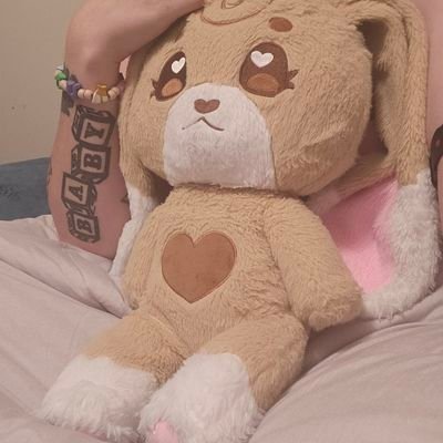 The name's Mai Valentine 🩷🌸 3(1)F ✨🐰 Living With CFS ♿🥄 I play Yu-Gi-Oh 🃏 ABDL/Little 🍼🧸 NSFW/MDNI 🔞 Follower of Christ ✝️🕊️ גם זה יעבור 🍉