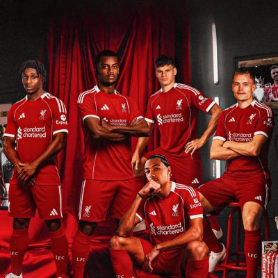 @LFC LIVERPOOL ♥️♥️💯 ….. Dealer of Quality Casual Male Wears 💯 👟 👞 shirts 👕 👚 Turn on my 🔔 🏫 Unizik alumni