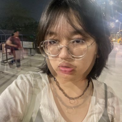 mikuu_u_'s profile picture. i deleted my old account in a moment of miscalculated commitment