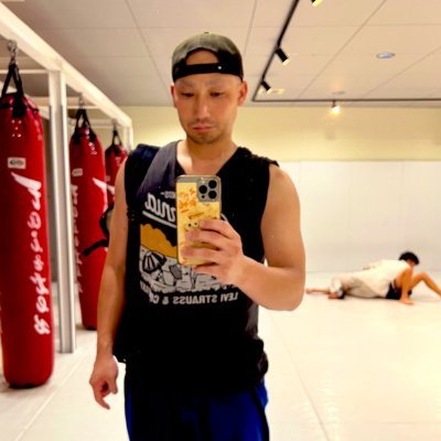 柔術人生🔥 / life with BJJ 40歳目前の会社員💀 / Office worker near 40 髪は散ったが情熱は燃えてる🔥 / Hair is gone, but passion is burning🔥 DO LIFEブログ運営中📘 #柔術初心者 #料理男子 #アウトドア #BJJ #岡山