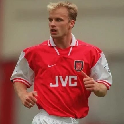 Arsenal ⚽️⚽️⚽️🔴⚪️🔴
Scotland ⚽️⚽️⚽️🏴🏴🏴
I live gardening, walking, cycling and spending time with my wife and dog ❤️🐕