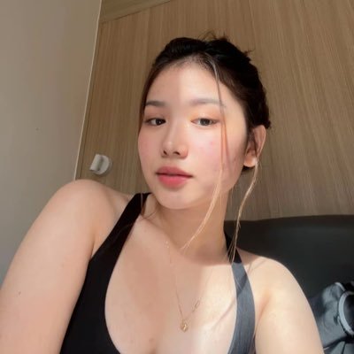 hydee_sv's profile picture. By His Grace 🌊🌚