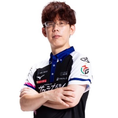 日本プロ麻雀協会所属。KADOKAWAサクラナイツ所属。第一回Mトーナメント優勝。協会グランドスラム達成!楽しく分かりやすく上達しよう!をモットーにYouTubeもやっています。 よろしくお願いします! ファンアート #渋描き隊 グッズ販売中です!https://t.co/JTgjwOb5R1