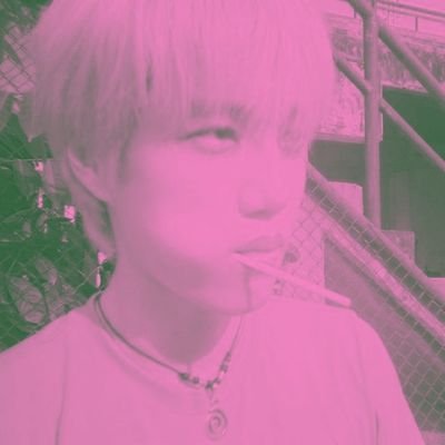 ㅡ🧷 pfa of ꒰ @ilegallypoet ꒱ ⋆ᵕ̈                                              
a multifan multidimension multiverse, i do rant n interact with rl friends a lot.