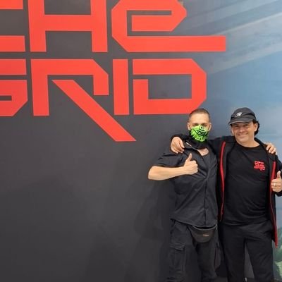 🟩GERMAN (but a real😜)
🛑'Off The Grid' Content Creator🤝
🟩(xGMC)-CLAN
🟩TTV:🟣Brachial513_
🇩🇪Werde auch Du Teil DER GMC !
🇺🇲Become part of THE GMC !